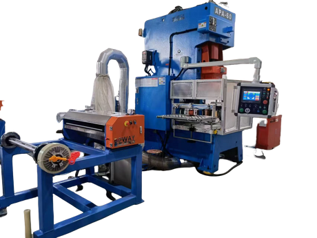 La máquina de fabricación de foil que fabricando la bandeja de aluminio todo en una desatación de la máxima eficiencia